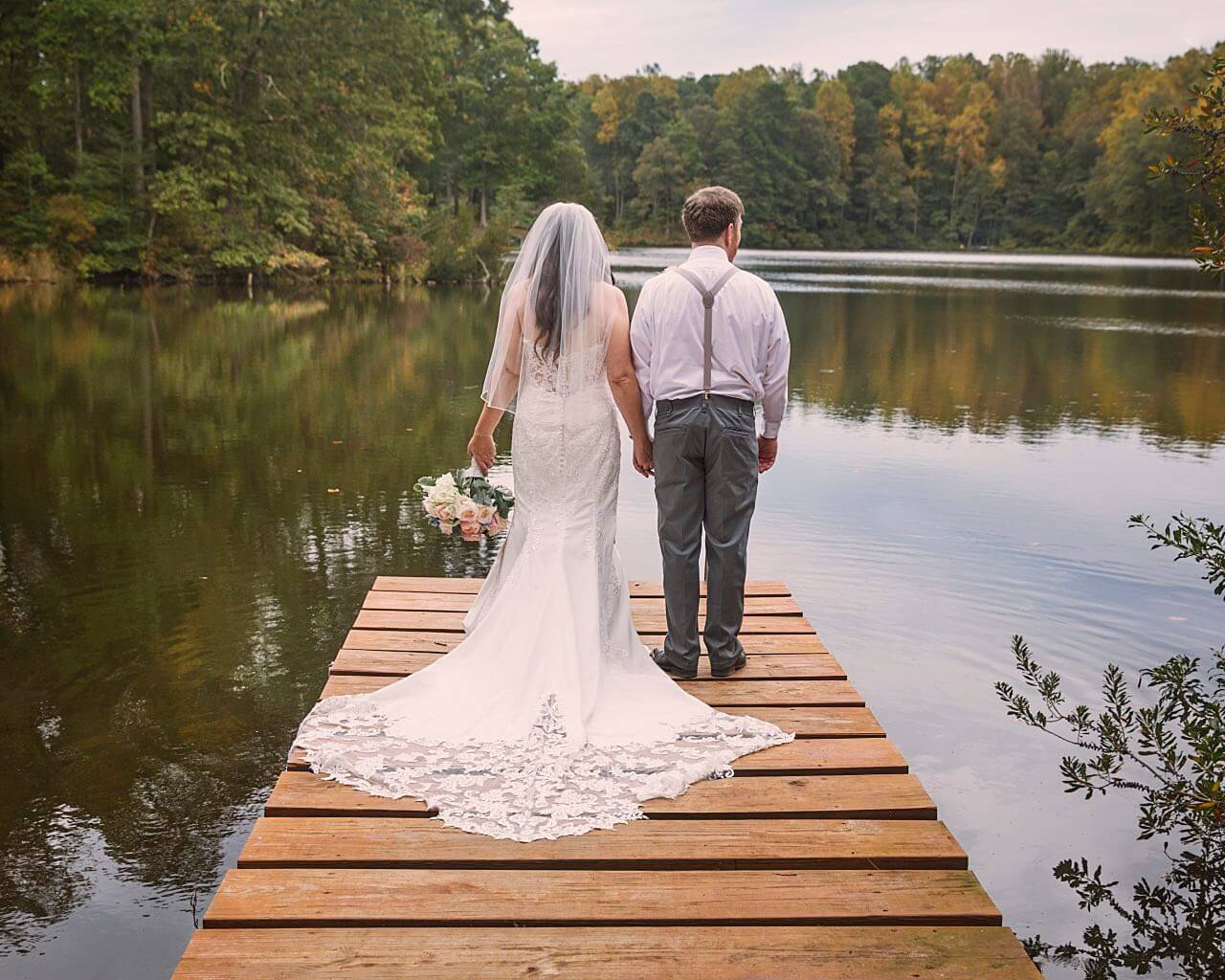 outdoor portrait bride and groom